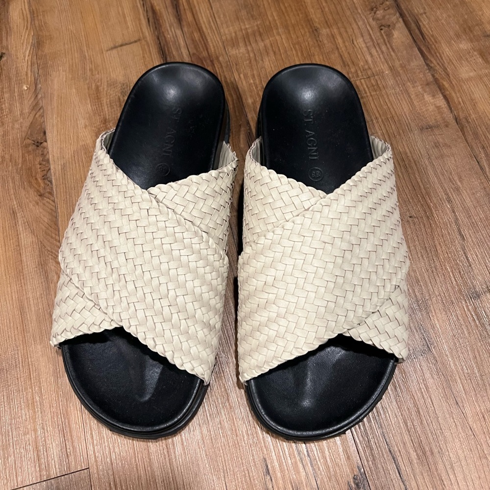 St. Agni woven leather slides